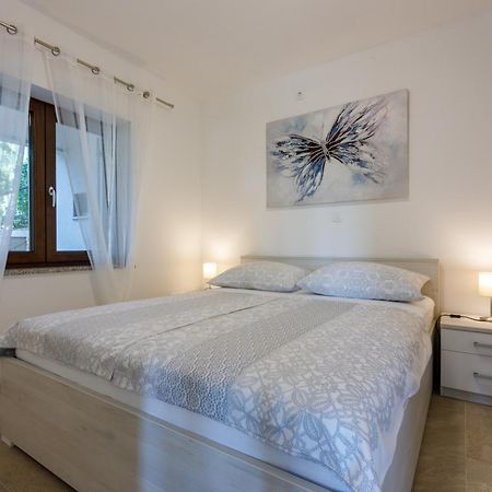 Anton 3 Apartamento Crikvenica Exterior foto