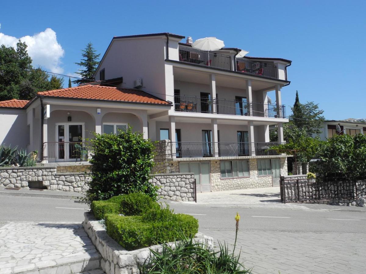 Anton 3 Apartamento Crikvenica Exterior foto