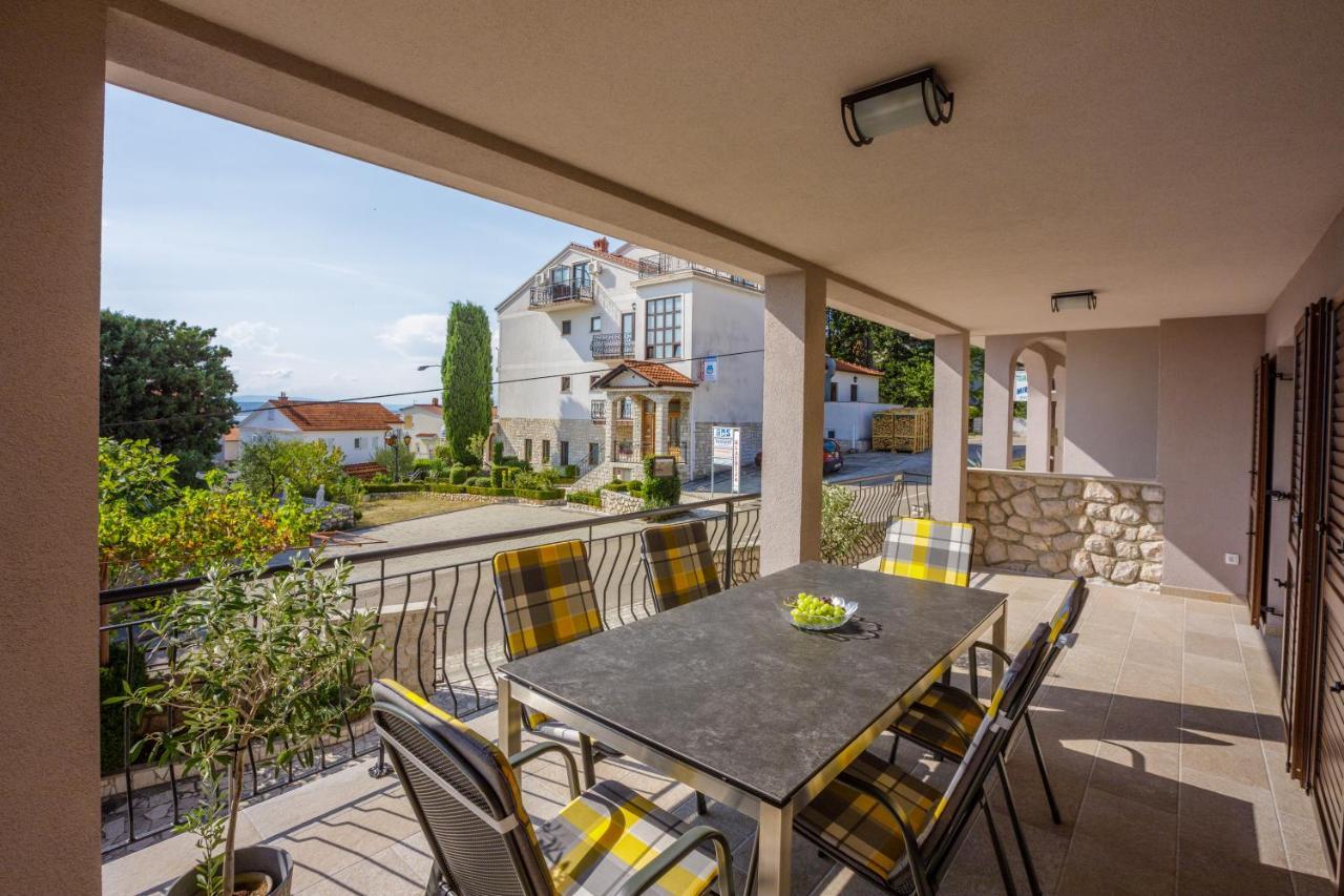 Anton 3 Apartamento Crikvenica Exterior foto