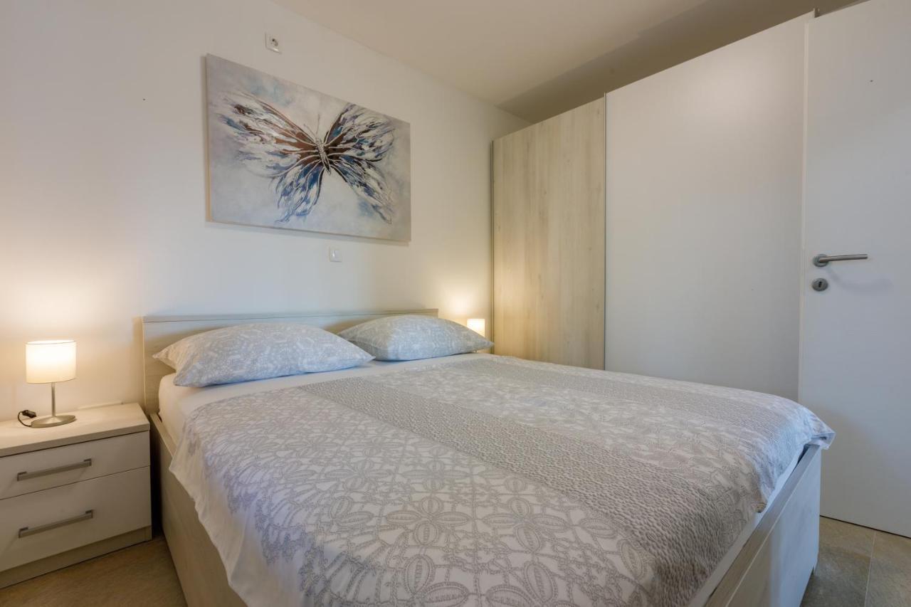 Anton 3 Apartamento Crikvenica Exterior foto